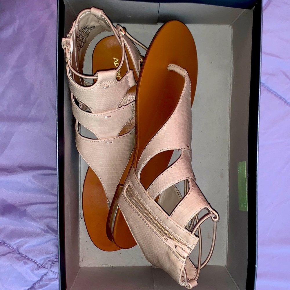 Nude Apamused Sandals